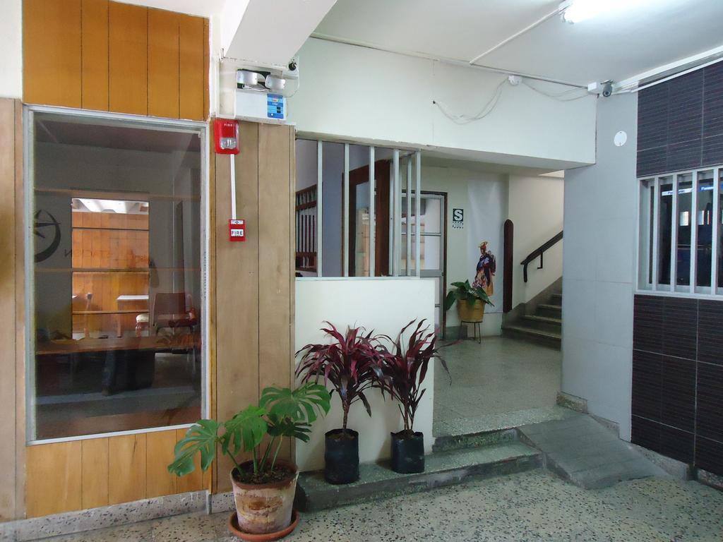 Hotel Estacion Central Lima Bagian luar foto